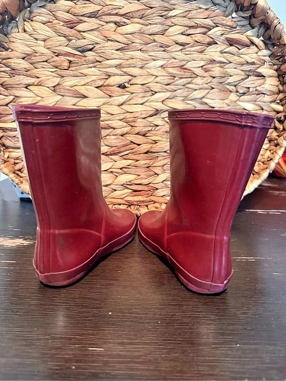 Hunter Kids First Classic Rain Boots Red Like New